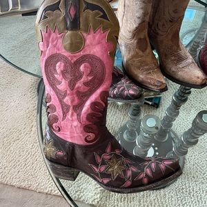 Western Style Women’s Boots - Ol’ Gringo Genuine Leather. never worn. Size 7.5